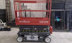 Aluguel de Plataformas Tesoura 12m: Elevando a Eficiência e Preservando o Meio Ambiente Aluguel de Plataformas Tesoura 12m: Elevando a Eficiência e Preservando o Meio Ambiente