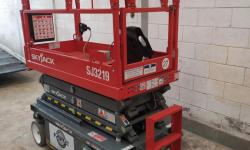 Locação de Plataforma Tesoura 8m em São Paulo: A Solução Ideal para Trabalhos em Altura com a MR2 Plataformas Locação de Plataforma Tesoura 8m em São Paulo: A Solução Ideal para Trabalhos em Altura com a MR2 Plataformas