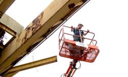 Diferenças entre Plataformas Elevatórias Tesoura, Articulada e Telescópica Diferenças entre Plataformas Elevatórias Tesoura, Articulada e Telescópica